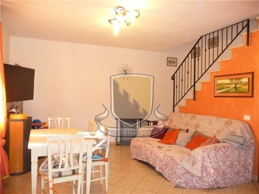 casa indipendente in vendita a Murlo in zona Casciano