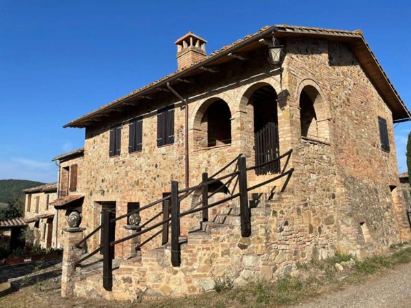 casa indipendente in vendita a Murlo in zona Vescovado