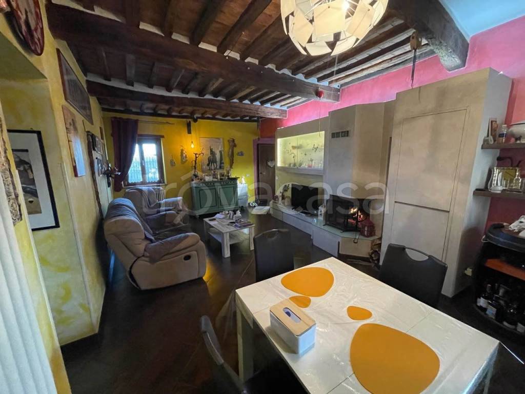 appartamento in vendita a Murlo in zona Vescovado