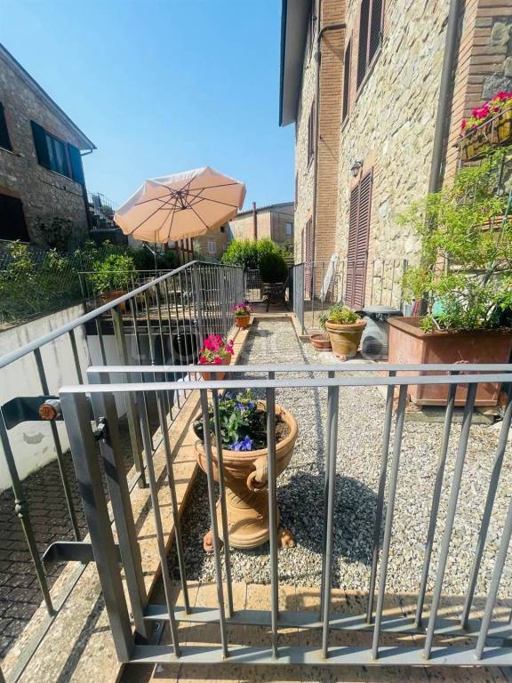 appartamento in vendita a Murlo in zona Casciano