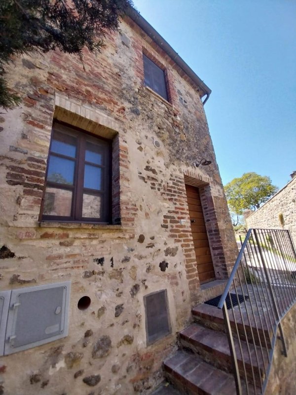 casa indipendente in vendita a Murlo in zona Vallerano