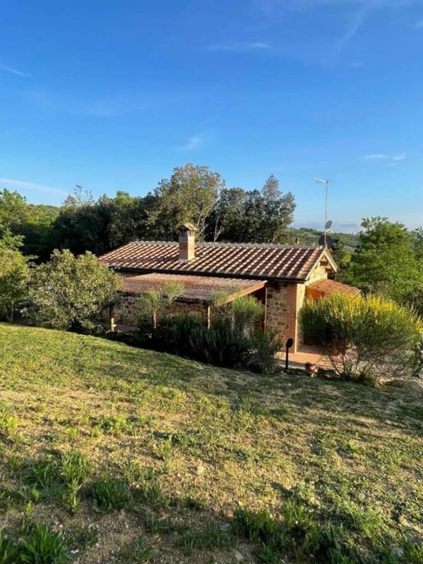 casa indipendente in vendita a Murlo in zona Casciano