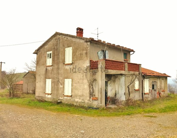 casale in vendita a Piancastagnaio