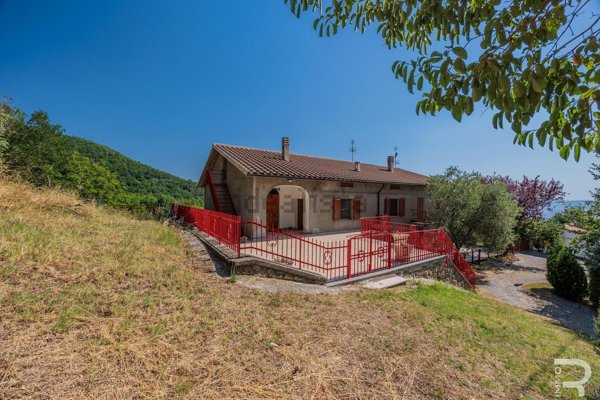 casa indipendente in vendita a Piancastagnaio