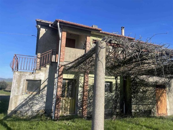 casa indipendente in vendita a Piancastagnaio