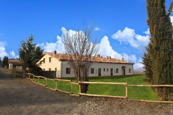casa indipendente in vendita a Pienza