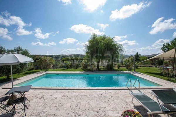 casa indipendente in vendita a Pienza