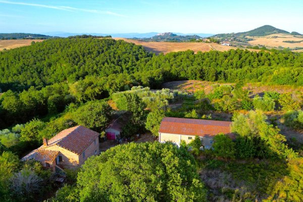 casale in vendita a Pienza in zona Monticchiello