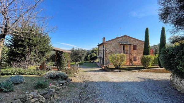 casa indipendente in vendita a Pienza