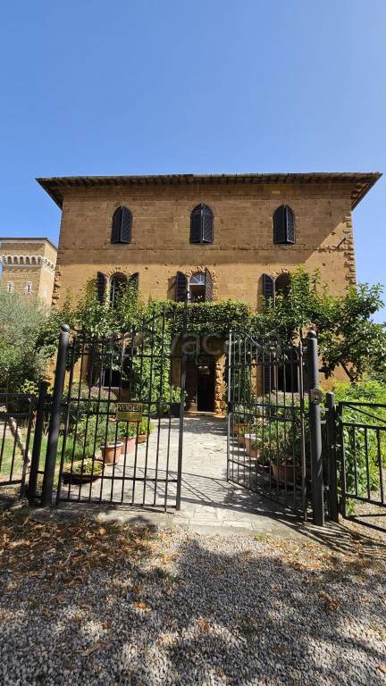 casa indipendente in vendita a Pienza in zona Monticchiello
