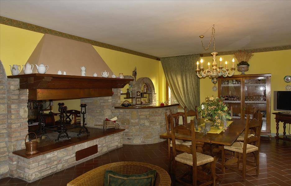 casa indipendente in vendita a Pienza in zona Monticchiello