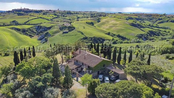 casa indipendente in vendita a Pienza in zona Monticchiello