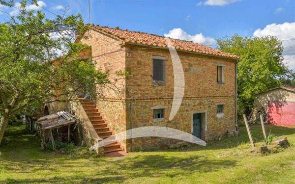 casa indipendente in vendita a Pienza in zona Monticchiello