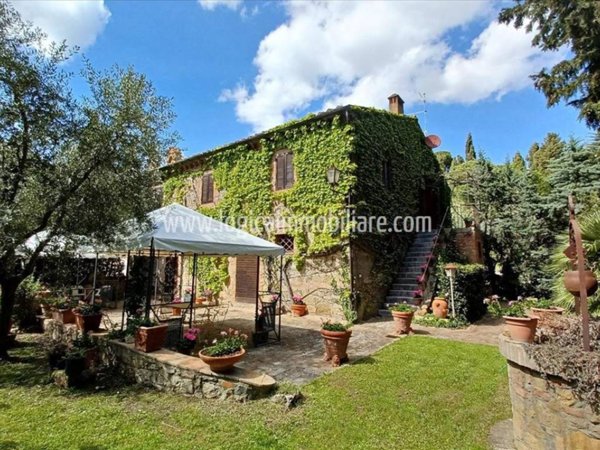 casa indipendente in vendita a Pienza