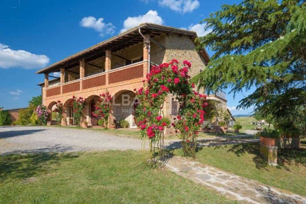 casa indipendente in vendita a Pienza in zona Monticchiello