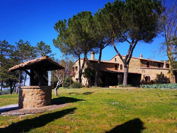 casa indipendente in vendita a Pienza