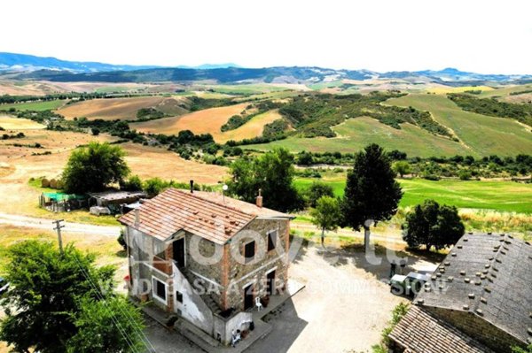 casa indipendente in vendita a Pienza in zona Monticchiello