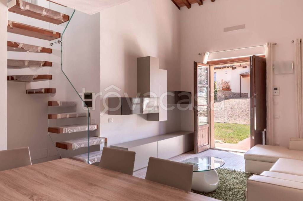 casa indipendente in vendita a Pienza in zona Monticchiello
