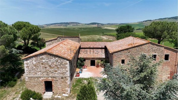 casale in vendita a Pienza
