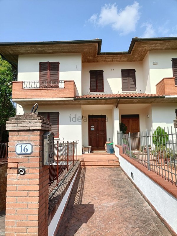 casa indipendente in vendita a Pienza