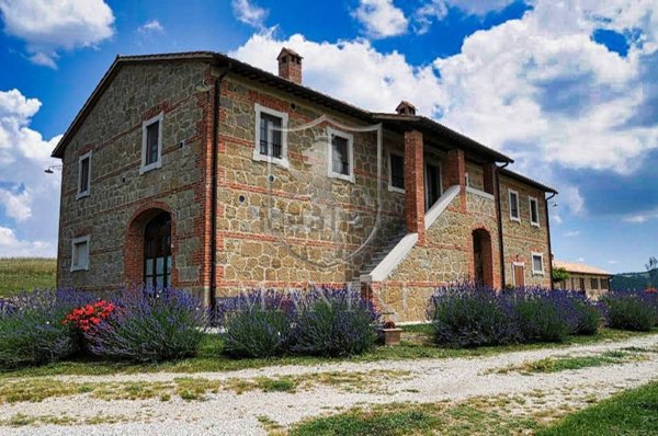 casa indipendente in vendita a Pienza