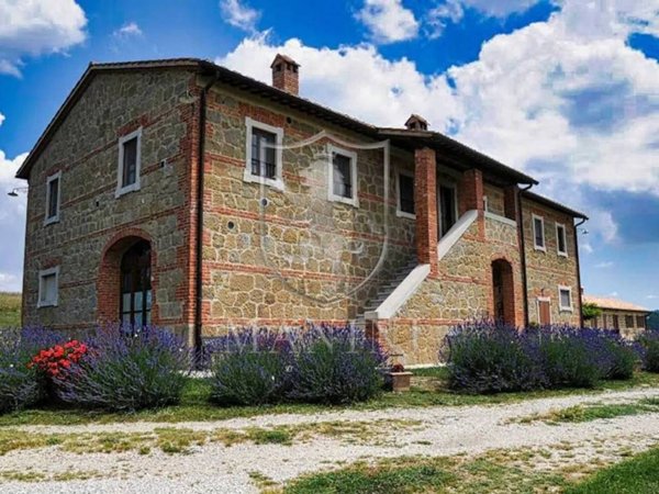 casa indipendente in vendita a Pienza