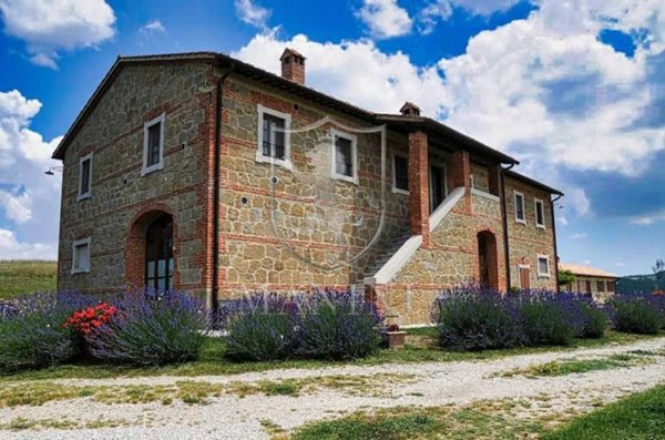 casa indipendente in vendita a Pienza