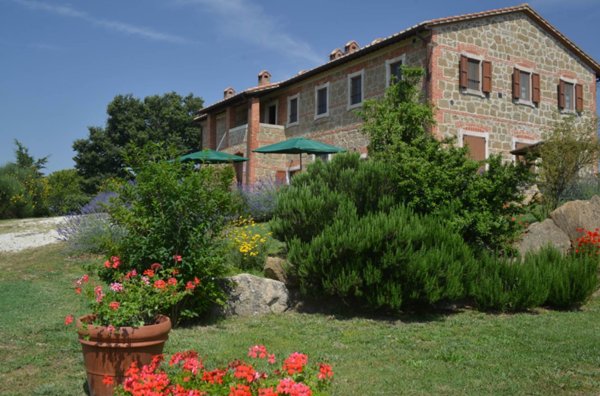casa indipendente in vendita a Pienza in zona Monticchiello