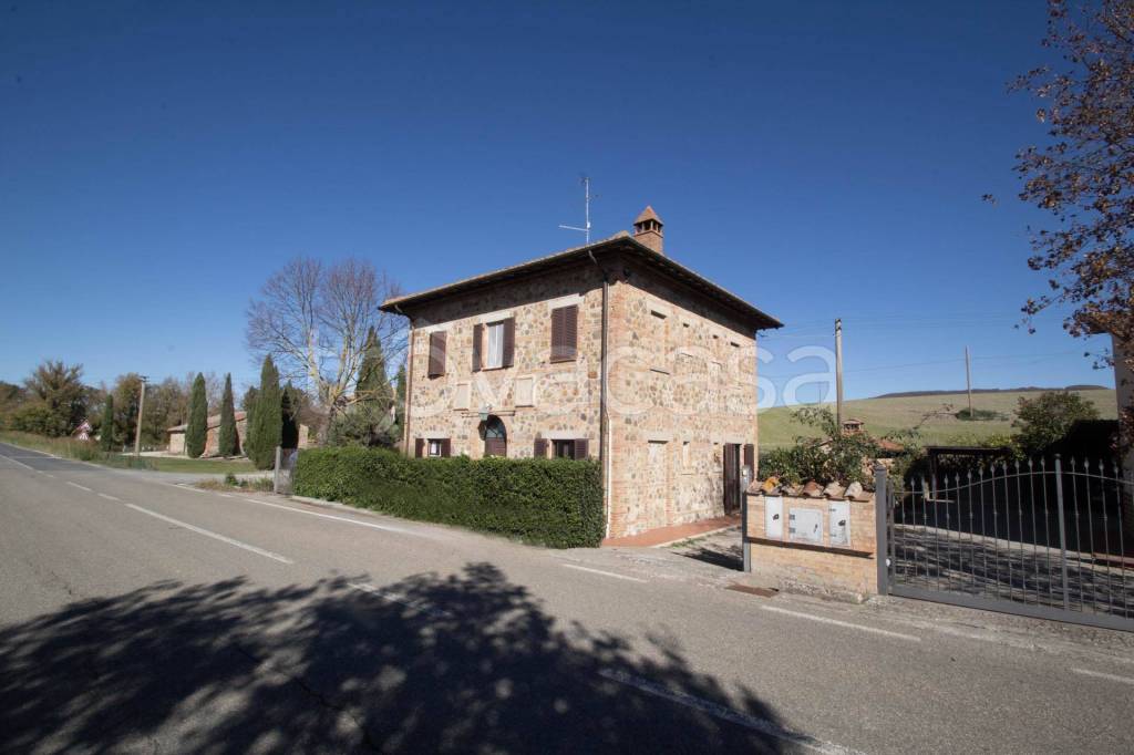 casa indipendente in vendita a Pienza