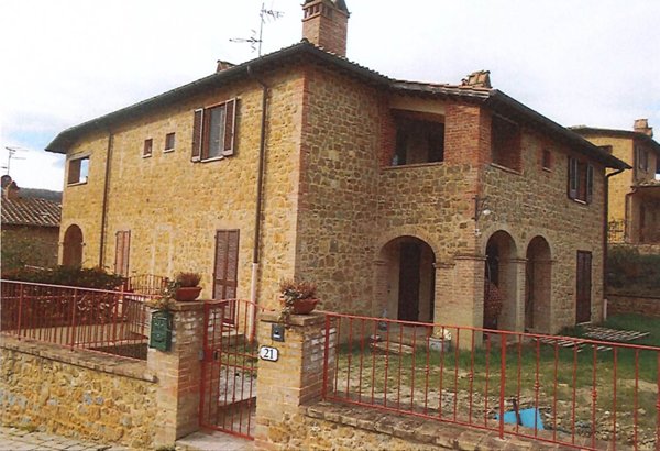 casa indipendente in vendita a Pienza in zona Monticchiello