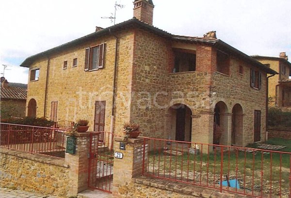casa indipendente in vendita a Pienza in zona Monticchiello