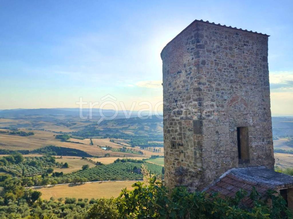 casa indipendente in vendita a Pienza in zona Monticchiello