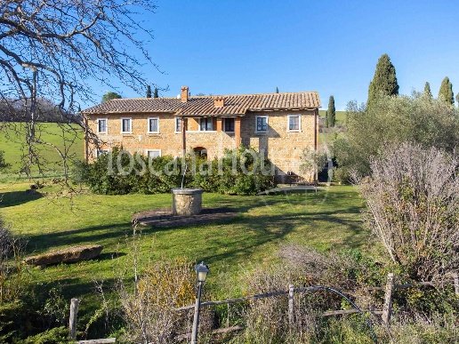 casale in vendita a Pienza in zona Monticchiello