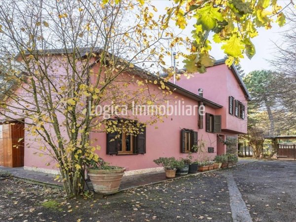 casa indipendente in vendita a Pienza