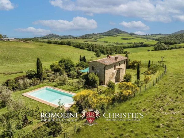 casa indipendente in vendita a Pienza in zona Monticchiello