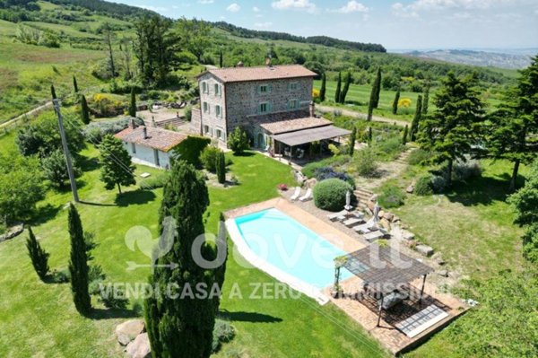 casa indipendente in vendita a Pienza