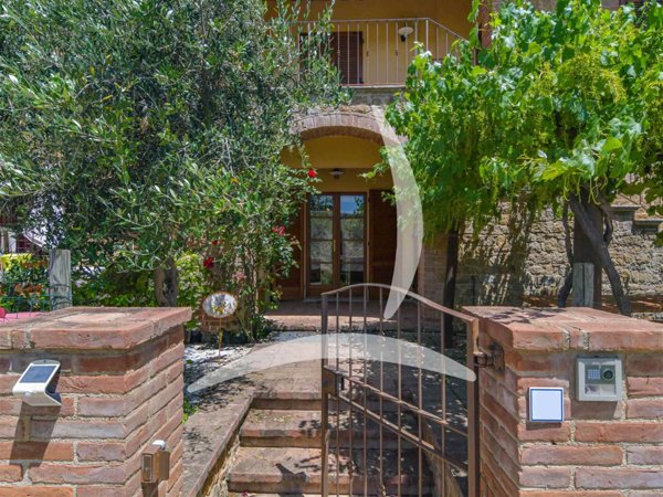 appartamento in vendita a Pienza in zona Monticchiello
