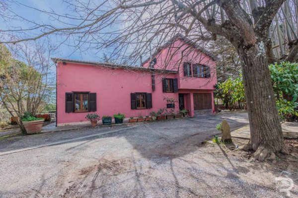 casa indipendente in vendita a Pienza