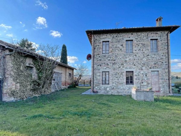 casa indipendente in vendita a Pienza in zona Monticchiello