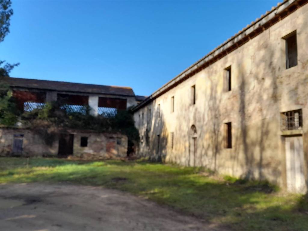 casa indipendente in vendita a Poggibonsi in zona Borgaccio