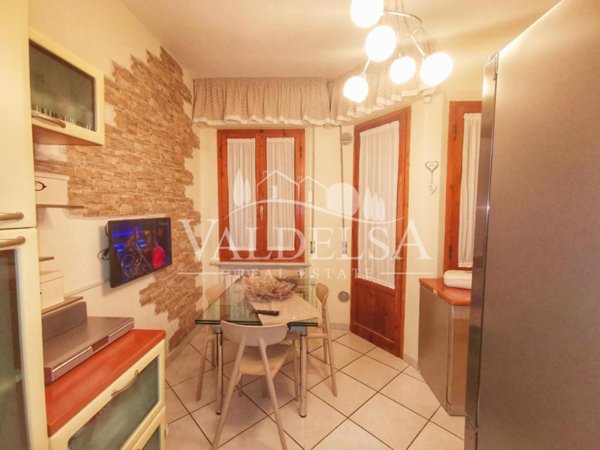 appartamento in vendita a Poggibonsi in zona Centro Storico