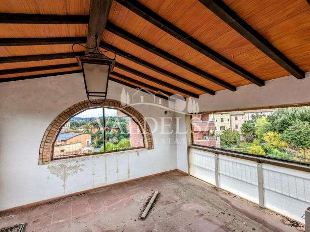casa indipendente in vendita a Poggibonsi