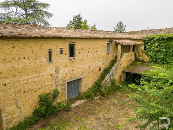 casa indipendente in vendita a Poggibonsi