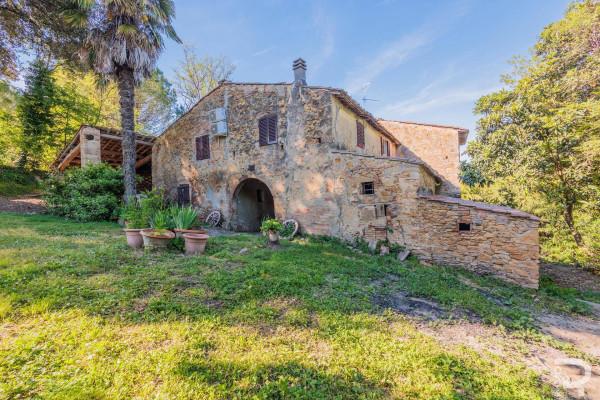 casa indipendente in vendita a Poggibonsi