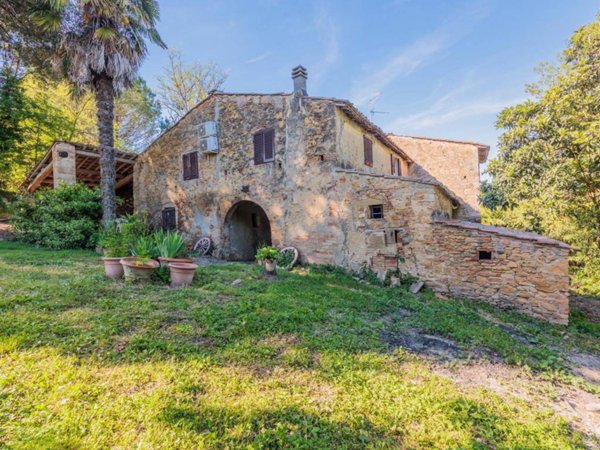 casa indipendente in vendita a Poggibonsi