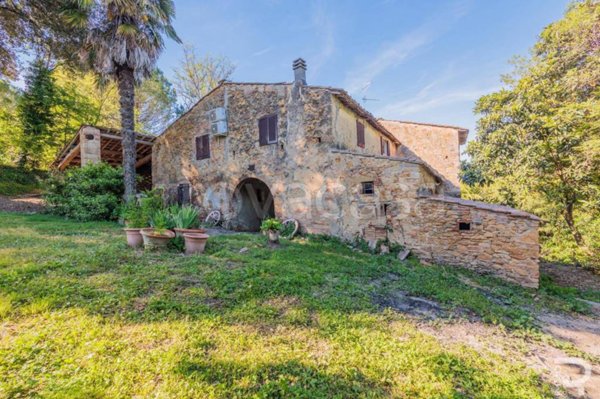 casale in vendita a Poggibonsi