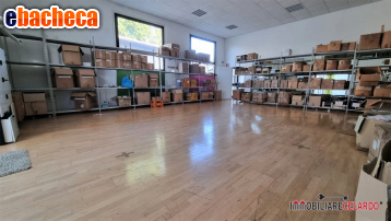 negozio in vendita a Poggibonsi in zona Staggia Senese
