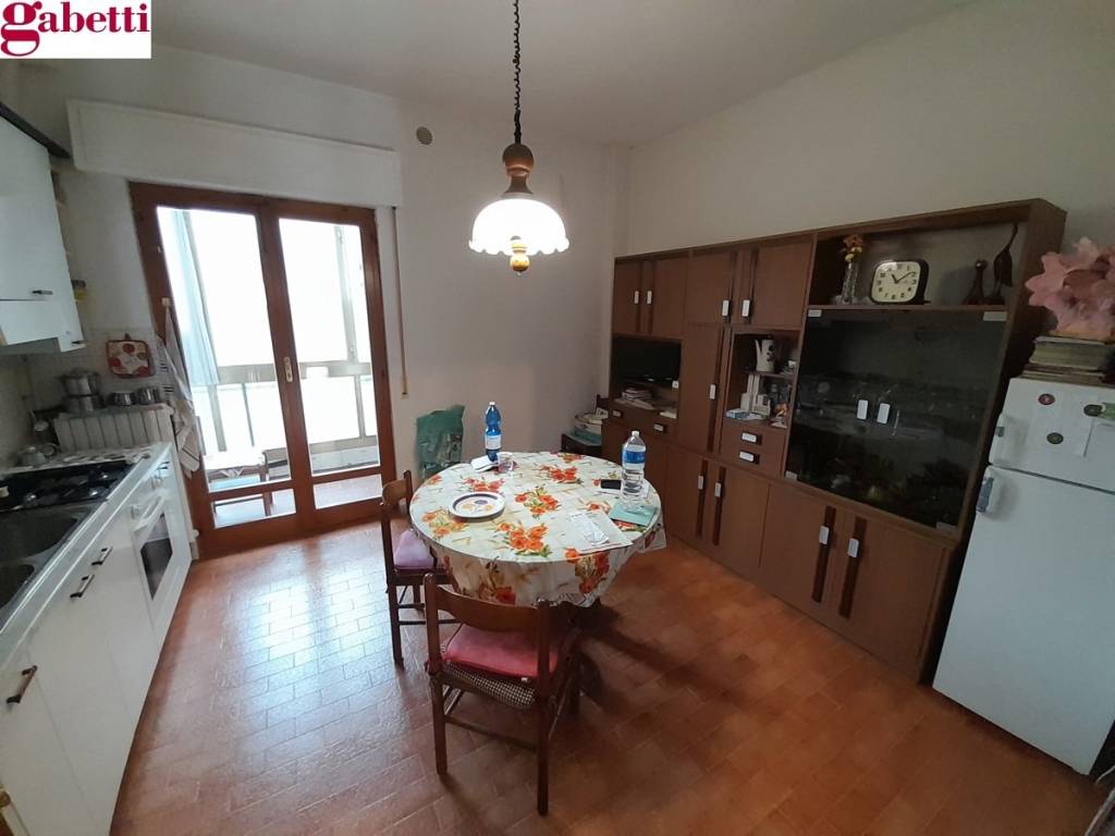 appartamento in vendita a Poggibonsi in zona Centro Storico