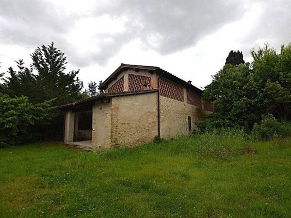 casa indipendente in vendita a Poggibonsi