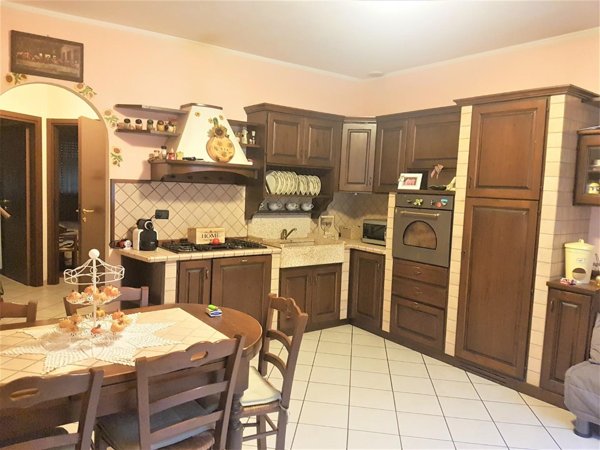 appartamento in vendita a Poggibonsi in zona Centro Storico